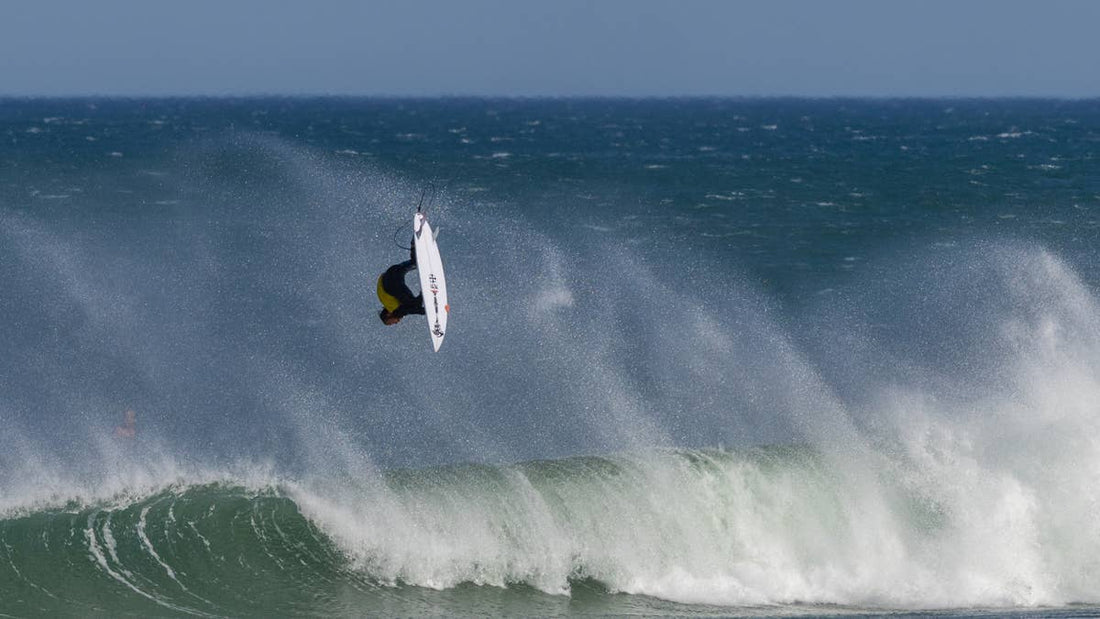 Mikey Wright and Kirra Pinkerton win Natural Selection Surf 2026